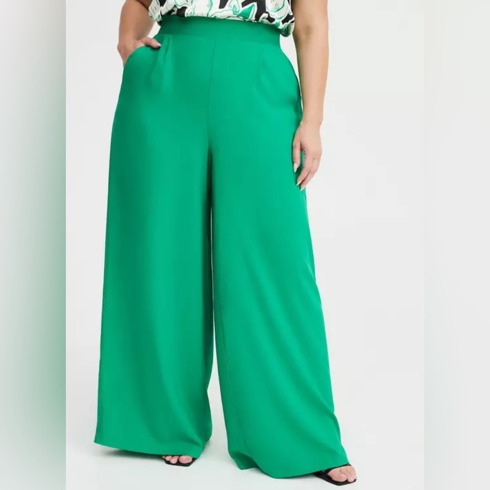 torrid NWOT High-Rise Pull-On Wide-Leg Pant-Size 2